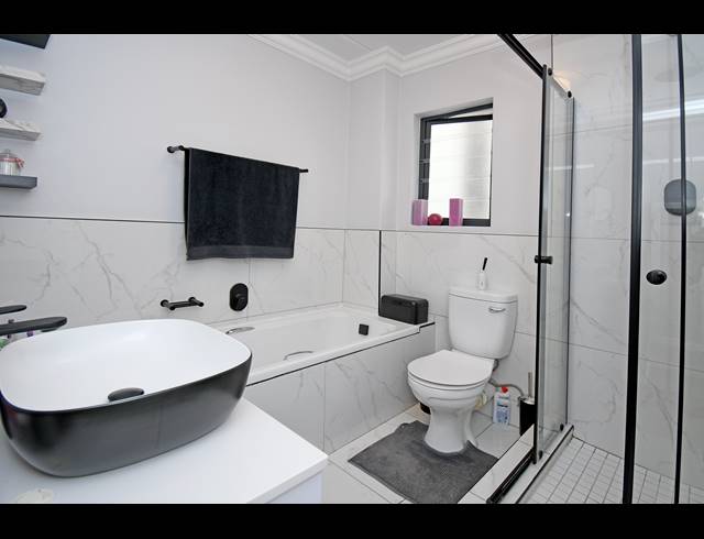 2 BEDROOM APARTMENT FOR SALE IN BROADACRES